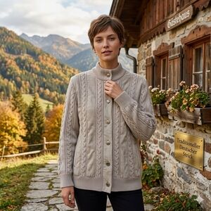 Bleyle Women's Vintage German Cream Virgin Wool Knit Sweater Cardigan Size M/L